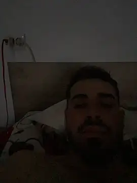 hot-girl04 online show from March 29, 2:33 am