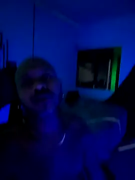 Snapshot of RickDonn chatting on March 28, 11:04 pm RickDonn online show from March 28, 11:04 pm