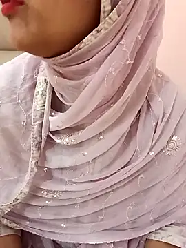 Snapshot of Miss_Noor__ chatting on March 29, 7:08 am Miss Noor online show from March 29, 7:08 am