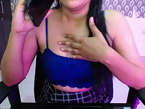 Riya saini06 online show from June 15, 5:31 am