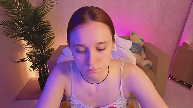 SweetieBlush online show from June 11, 2:53 am