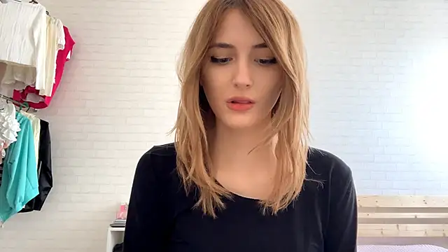 CassiPlacido online show from March 29, 9:53 am