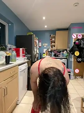 Snapshot of IvyBelleMilf chatting on May 7, 9:09 pm IvyBelleMilf online show from May 7, 9:09 pm