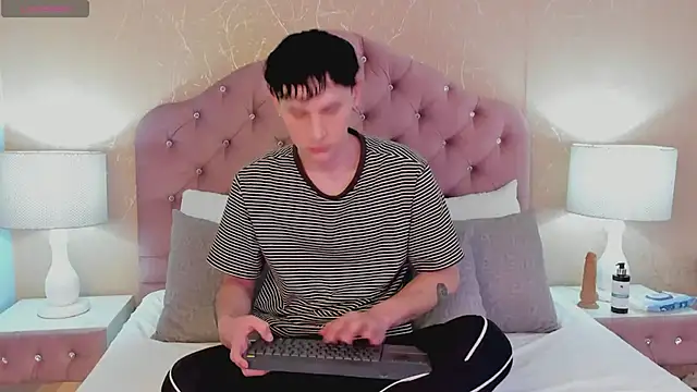 LephyStar online show from June 21, 11:18 pm