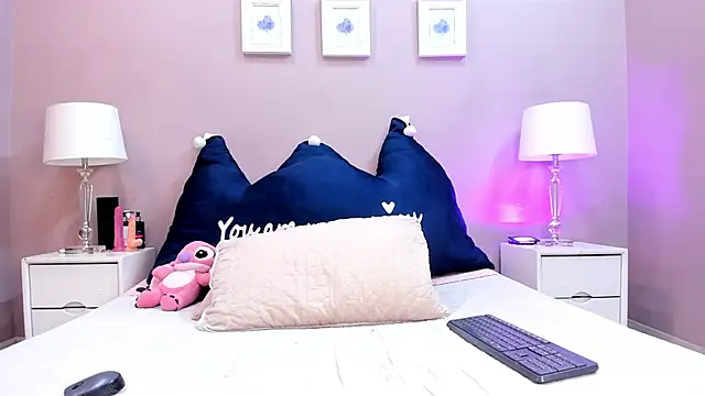 MAYTEMINAJ online show from May 21, 7:21 pm