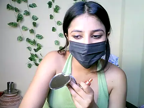 Snapshot of NANCY_OBEROYE chatting on June 6, 5:17 pm NANCY OBEROYE online show from June 6, 5:17 pm
