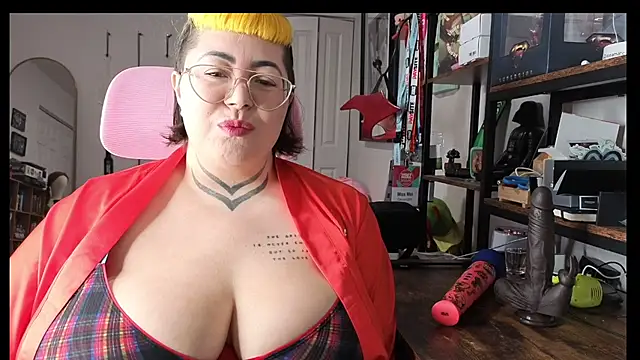 meiafterdark online show from July 27, 11:34 pm