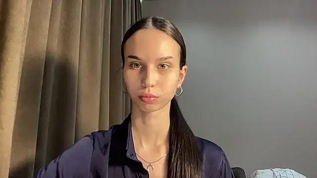 sparkmuse online show from March 29, 9:15 pm