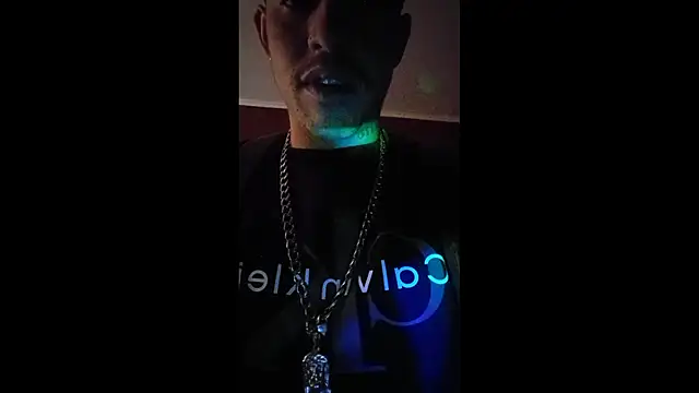  nnuw york 17 online show from April 14, 4:24 pm