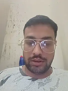herochoclateboy online show from July 13, 6:00 pm