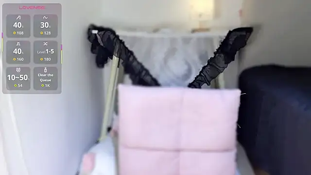 LILI7-LI online show from July 1, 1:51 am