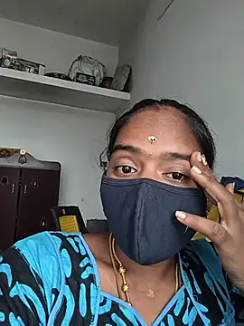 Tamil Sangeetha online show from May 15, 11:45 pm