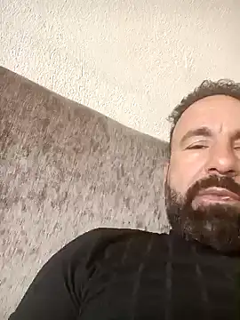 Snapshot of arda096 chatting on June 3, 5:54 am arda096 online show from June 3, 5:54 am