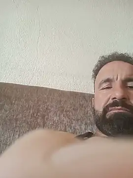 Snapshot of arda096 chatting on July 1, 9:11 am arda096 online show from July 1, 9:11 am