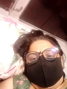 purvi46 online show from April 28, 7:08 pm