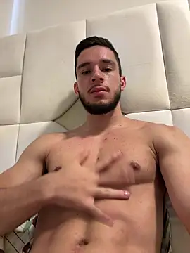 axel tone online show from July 13, 8:44 pm