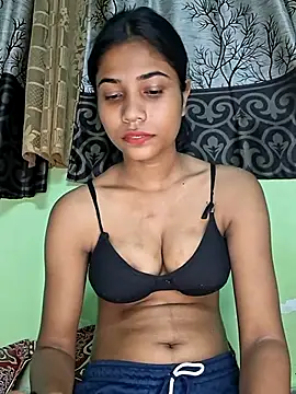 Snapshot of sexy__Valentine chatting on May 16, 3:44 pm sexy Valentine online show from May 16, 3:44 pm