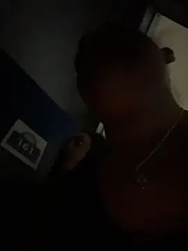 SHY QUINN online show from June 7, 2:16 am
