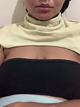 viviboraaaa online show from May 9, 11:54 pm