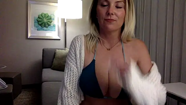 Natural DDD online show from May 3, 4:18 am