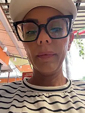 SofiParma online show from May 28, 7:11 pm