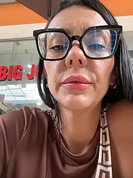 SofiParma online show from May 30, 7:11 pm