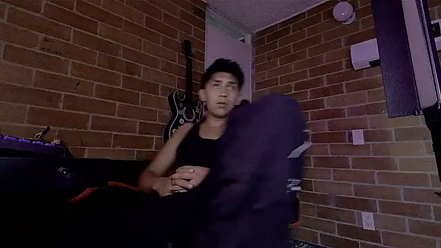 ethann2  online show from June 11, 3:15 am