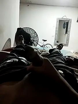 negroserrano online show from March 31, 5:52 am