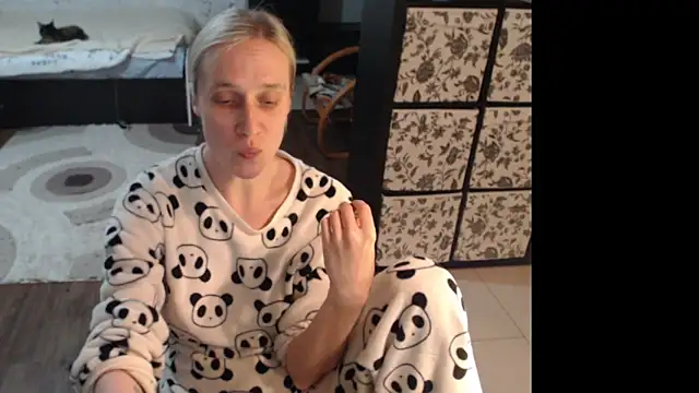 Sweet hot shrmp online show from June 13, 6:39 pm