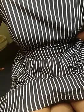 mrhotnotmiss online show from April 1, 9:21 am