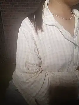 cat-kat online show from June 11, 11:58 pm