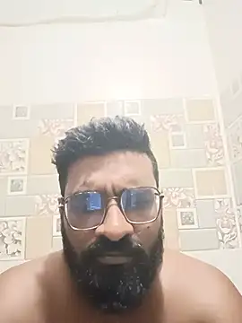 Snapshot of surya385 chatting on May 30, 8:39 pm surya385 online show from May 30, 8:39 pm