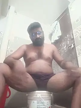 Snapshot of surya385 chatting on June 7, 1:37 pm surya385 online show from June 7, 1:37 pm