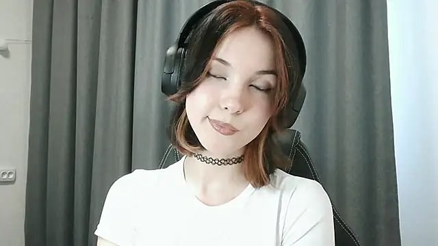 Snapshot of RubyBooby chatting on May 27, 3:53 pm RubyBooby online show from May 27, 3:53 pm