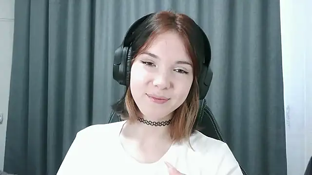 Snapshot of RubyBooby chatting on June 4, 4:24 pm RubyBooby online show from June 4, 4:24 pm