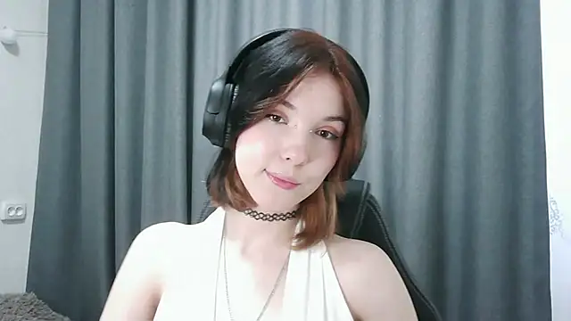 Snapshot of RubyBooby chatting on June 5, 2:56 pm RubyBooby online show from June 5, 2:56 pm