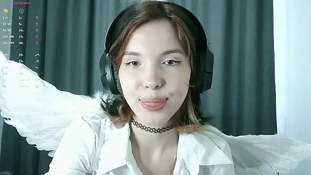 Snapshot of RubyBooby chatting on June 18, 4:22 pm RubyBooby online show from June 18, 4:22 pm