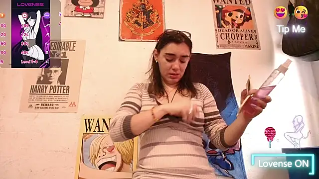 Ellaa honey online show from July 17, 3:18 pm