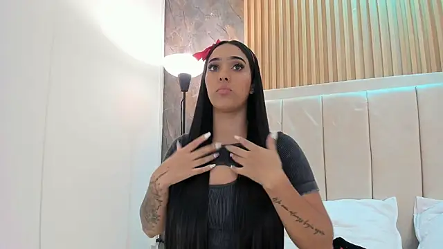 Snapshot of coral_evans05 chatting on March 31, 8:09 pm coral evans05 online show from March 31, 8:09 pm