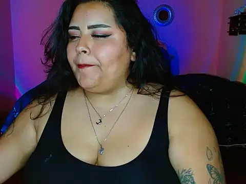 LunaAddittion online show from June 12, 2:10 am