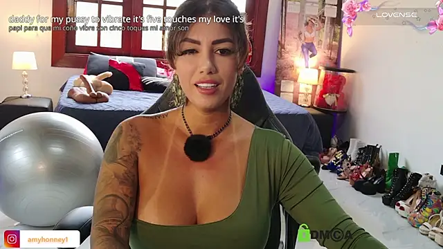 Snapshot of CocoaParadise_ chatting on June 13, 2:59 pm CocoaParadise online show from June 13, 2:59 pm