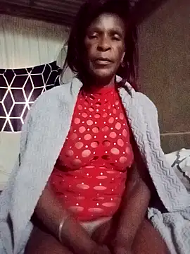 Snapshot of Naughtygrany chatting on May 7, 7:36 am Naughtygrany online show from May 7, 7:36 am
