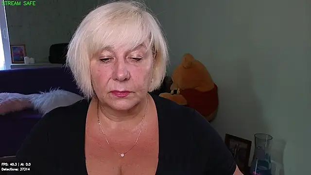 Milane Milky online show from July 13, 5:21 am