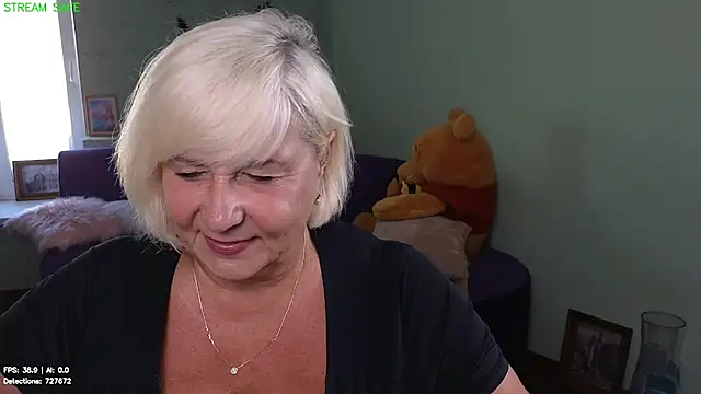 Milane Milky online show from July 28, 11:17 am