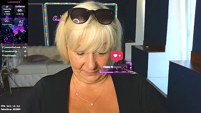 Milane Milky online show from August 3, 9:04 am