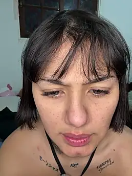 Abrildqquino online show from June 12, 3:49 am