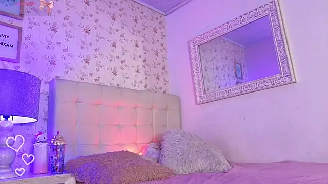 lia kitty0 online show from June 4, 7:09 pm
