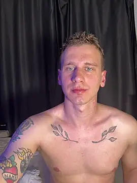 Snapshot of vance_love chatting on June 4, 5:19 pm vance love online show from June 4, 5:19 pm