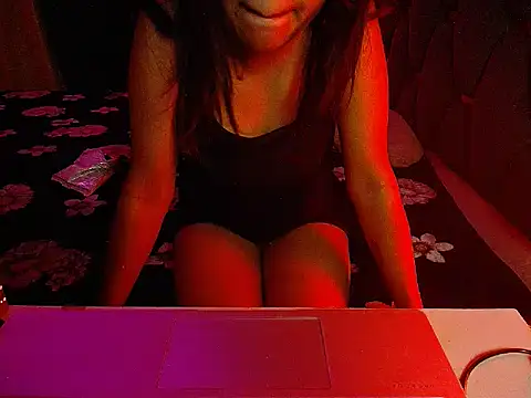 Snapshot of hoty-vani chatting on May 6, 5:07 pm hoty-vani online show from May 6, 5:07 pm