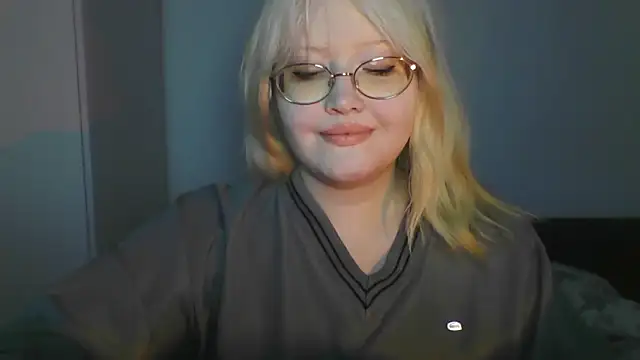 Elayne Sweet online show from June 5, 6:09 am